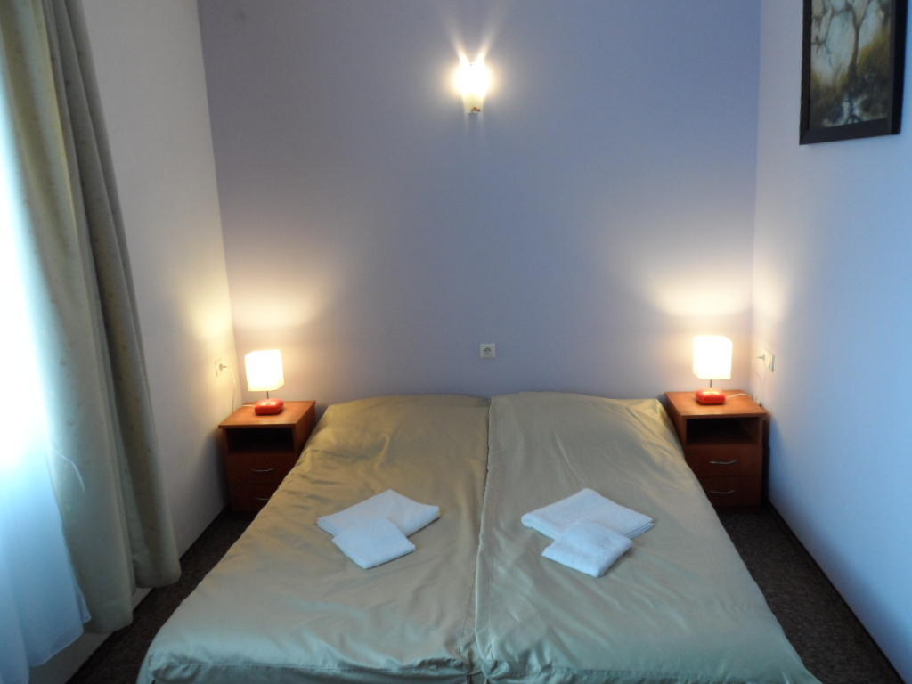 Hotelik Gold Raszyn Quarto foto
